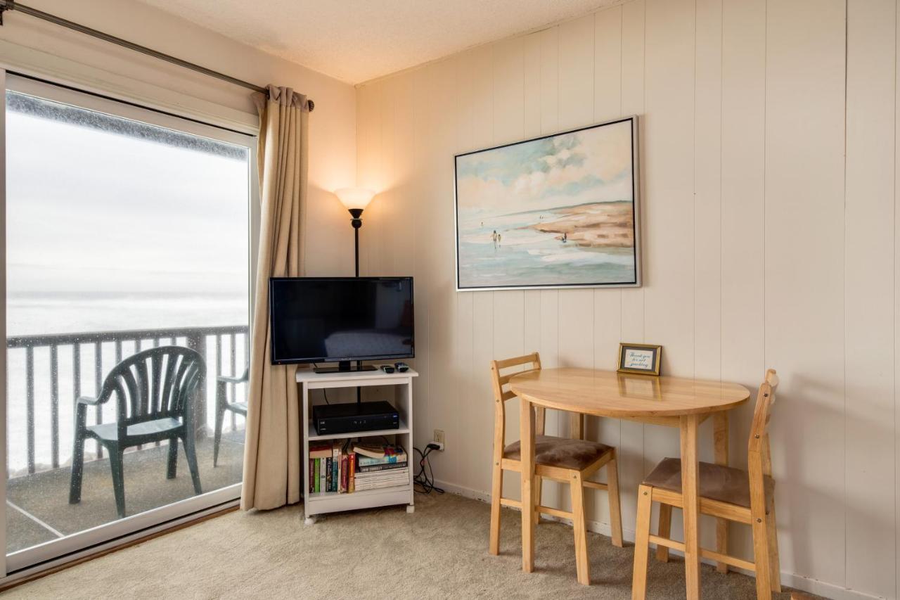 Pacific Sands Resort Neskowin Room photo