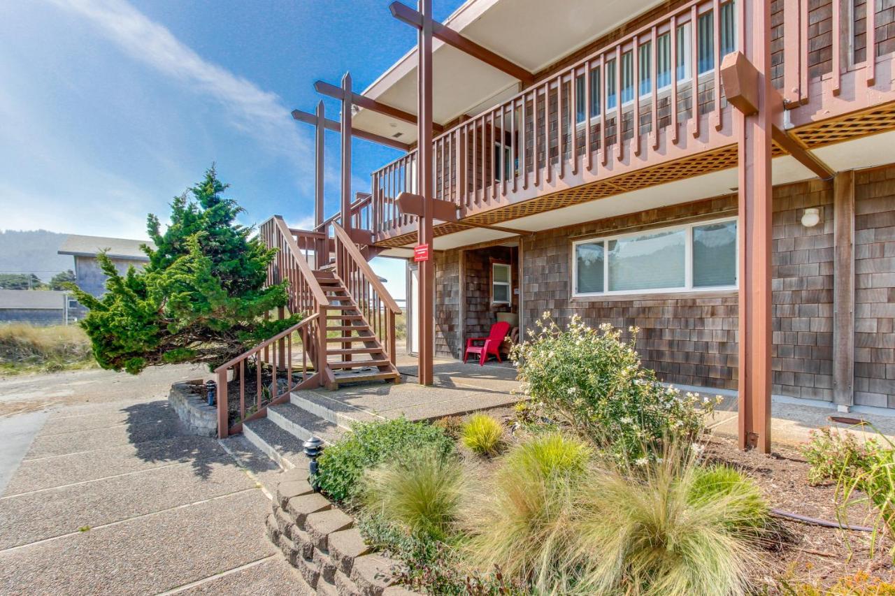 Pacific Sands Resort Neskowin Exterior photo
